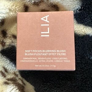 ILIA Soft Focus Blurring Blush - Dusty Rose
